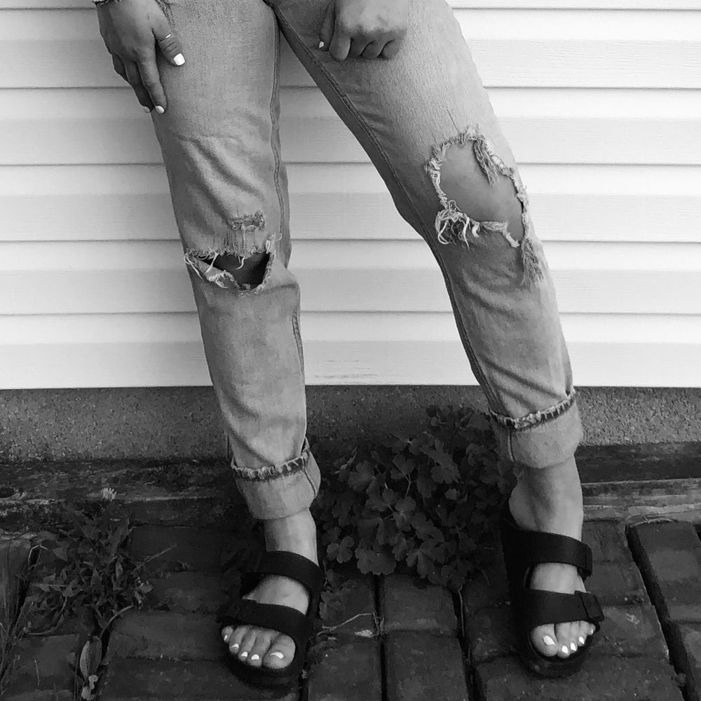 American Eagle mom jeans, size 0 - Picture 8 of 8